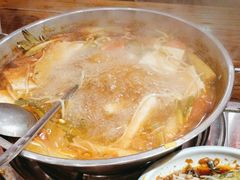 -亮欢寨酸汤鱼(沙冲路店)
