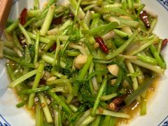 -小洞天柴火土菜馆