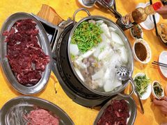 -五洞培记山庄·鲜牛肉火锅