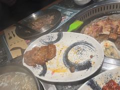 -阪尚皇·原切牛排·烤肉火锅自助(北京路店)