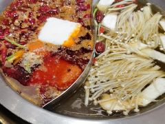 -沸炉重庆老火锅(军事博物馆店)