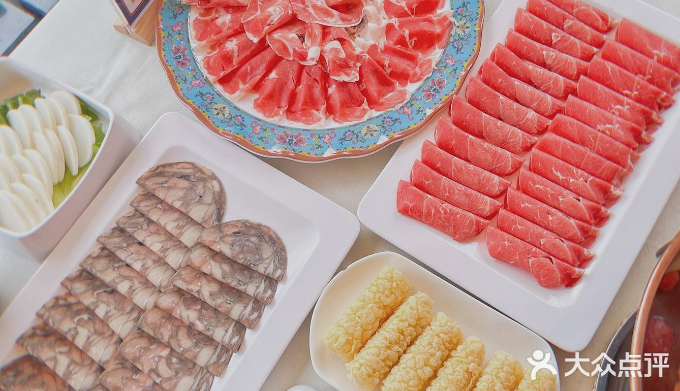 李式涮羊🐑｜湖边的羊肉火锅店