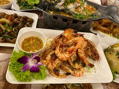 -两兄弟Song Pee Nong(2号店)