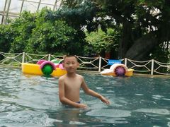 -盛泰恐龙谷温泉