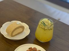 百香果气泡水-Ten Olives甜点