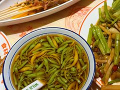 -威记烧嘢·南宁烧烤·超级生牛(绿地店)