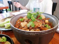 碳炉牛杂-豆蔻电影主题餐厅(四牌楼店)