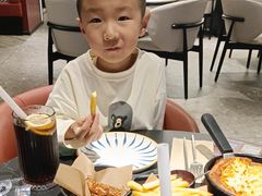 -必胜客(安盛金马店)