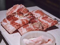 满心尝五花肉-本家韩国烤肉(青岛万象城店)