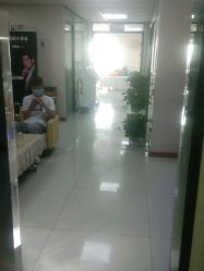 -痘博士北京·全国连锁祛痘机构