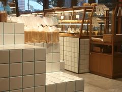 -Dough&Joe团憩(瑞虹天地月亮湾店)