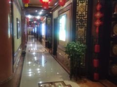 -皇宫大酒店