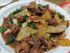 -鲁南仔·滕州炒鸡(经三路店)