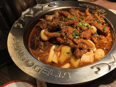 -胖哥俩肉蟹煲(华贸店)