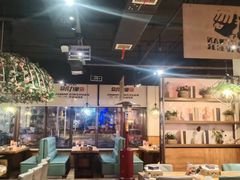 大堂-鼎原力量东北吊炉烧烤(临河街店)