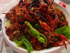 -海盗船. 龙虾烧烤. 酒馆