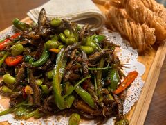 尖椒小鱼-地锅居(翰林邻里中心店)
