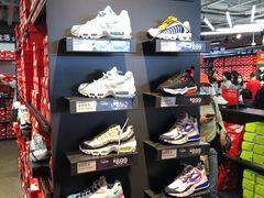 -NIKE上海青浦优选体验店