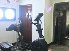 -简·无界健身工作室·运动康复·体态(石厦店)