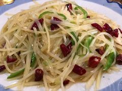 爆炒土豆丝-味好美砂锅居(丰储街店)