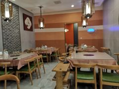 大堂-诗爷牛尾汤(大坪英利店)