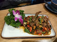 韭菜花炒牛肉-麦麦山云南菜(复地活力城店)