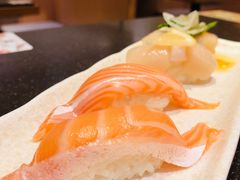 三文鱼腩寿司大满足-元气寿司(东方宝泰店)