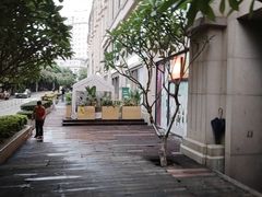 -龙治汉堡(中华城店)