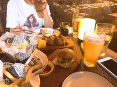-麦落精酿啤酒餐吧(先农大院店)
