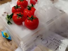 番茄脆菇沙拉-小大董·烤鸭(凤凰汇店)