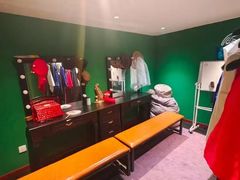 -里堂派对·独栋团建聚会小院轰趴馆(三圣乡店)