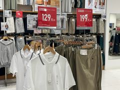 -优衣库(南京建邺万达广场店)