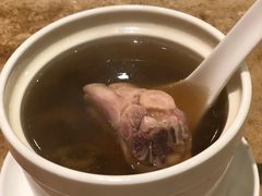 黄毛鸡汤-岭南小馆