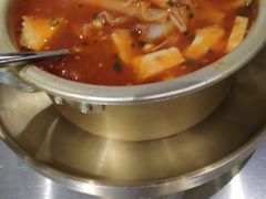 泡菜肥牛汤-本炙炭烤·蒲烧活鳗料理店(金沙洲店)