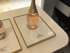 -DIOR迪奥(德基广场女装店)