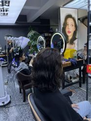 -藤野造型专业烫染接发