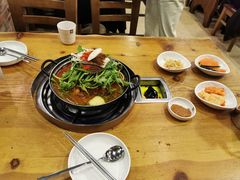 -喇喇排骨火锅·传统韩式脊骨汤(望京西园总店)