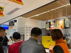 -麦当劳(百联西郊购物中心店)