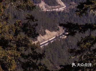 世界的香格里拉，青藏高原横断山区腹地，三江并流所在地。
