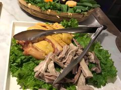 -尚尚仙·酸汤猪手·猪肚鸡火锅(华联万柳购物中心店)