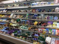 -绿叶子超市(公园大道店)