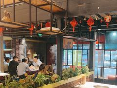 -钢管厂五区小郡肝串串香火锅(梅川路店)