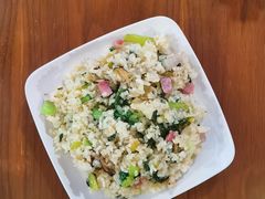 -舒蔡记生煎菜饭(云南中路店)