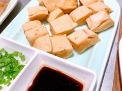 普宁豆腐-潮界(LU·ONE凯德晶萃广场店)