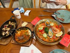 -CRAZYONES西班牙海鲜饭(上海美罗城店)