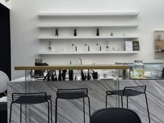 -UNI UNI(环亚凯瑟琳店)