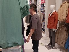 -优衣库(长春欧亚卖场店)