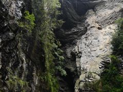 -龙水峡地缝景区
