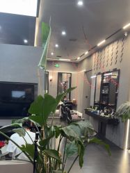 -老肖男士理发店