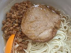 -同济大学本部学苑饮食广场